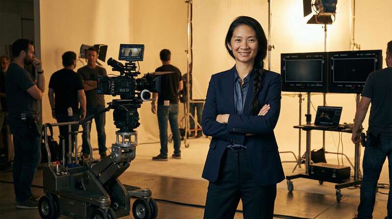 17c一起草导演专家